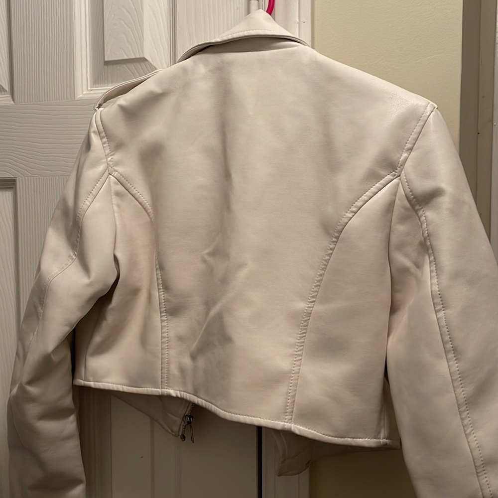 White leather jacket - Picture 7 of 8